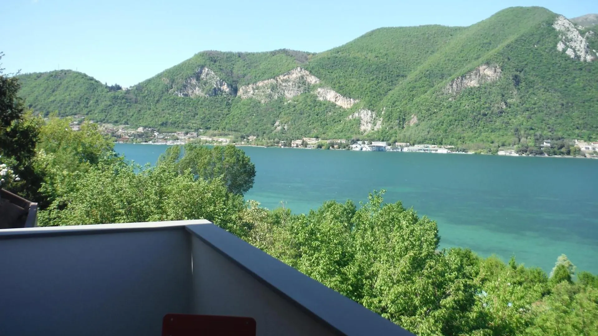 Casalago Iseo 0*,  İtalya